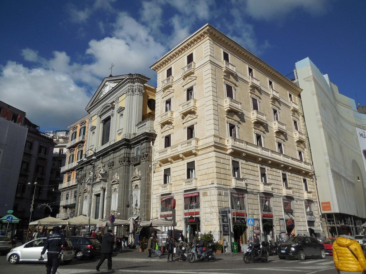Sul Teatro San Carlo Appartement